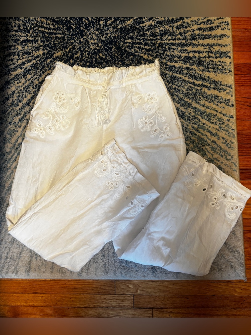 Women’s white linen pants | size 6 | like new